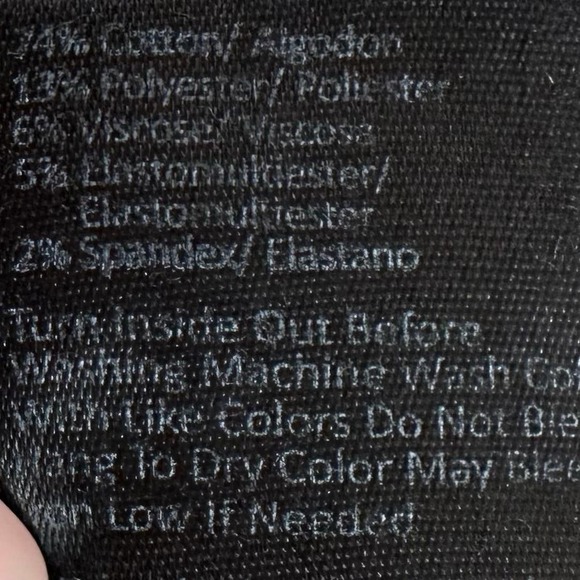 EUC, Risen Women’s Black Distressed Jean Jacket Sz Large - Picture 12 of 12